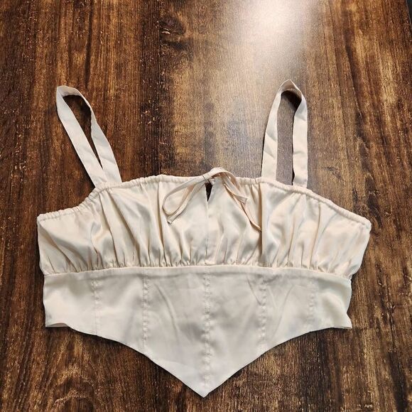 Forever 21 satin peasant crop - Picture 1 of 5